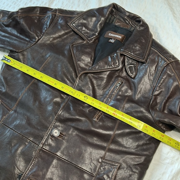 Danier Leather lamb skin brown size small car coat. - Picture 7 of 7